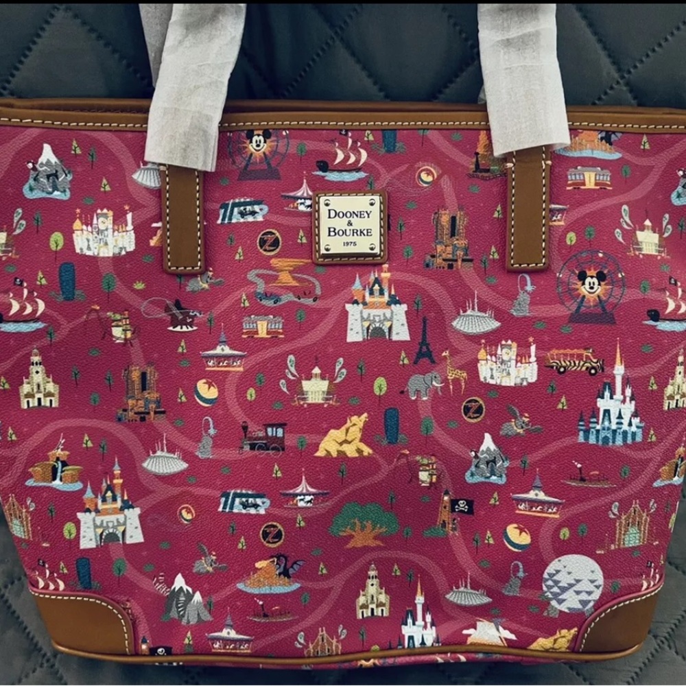 Disney Dooney and Bourke Park Life Tote ~ NWT